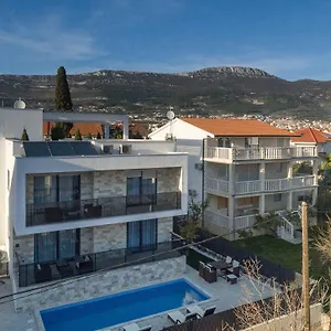 Apartment Nicolina, Kaštela